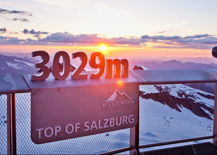 Zell am See Kaprun-Winter-Kitzsteinhorn(c) ideenwerk werbeagentur gmbh Ausblick vom Kitzsteinhorn mit Sonnenuntergang.